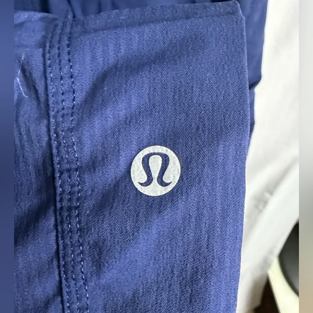 Lululemon Street To Studio Pant II Size: 6 Hero Blue